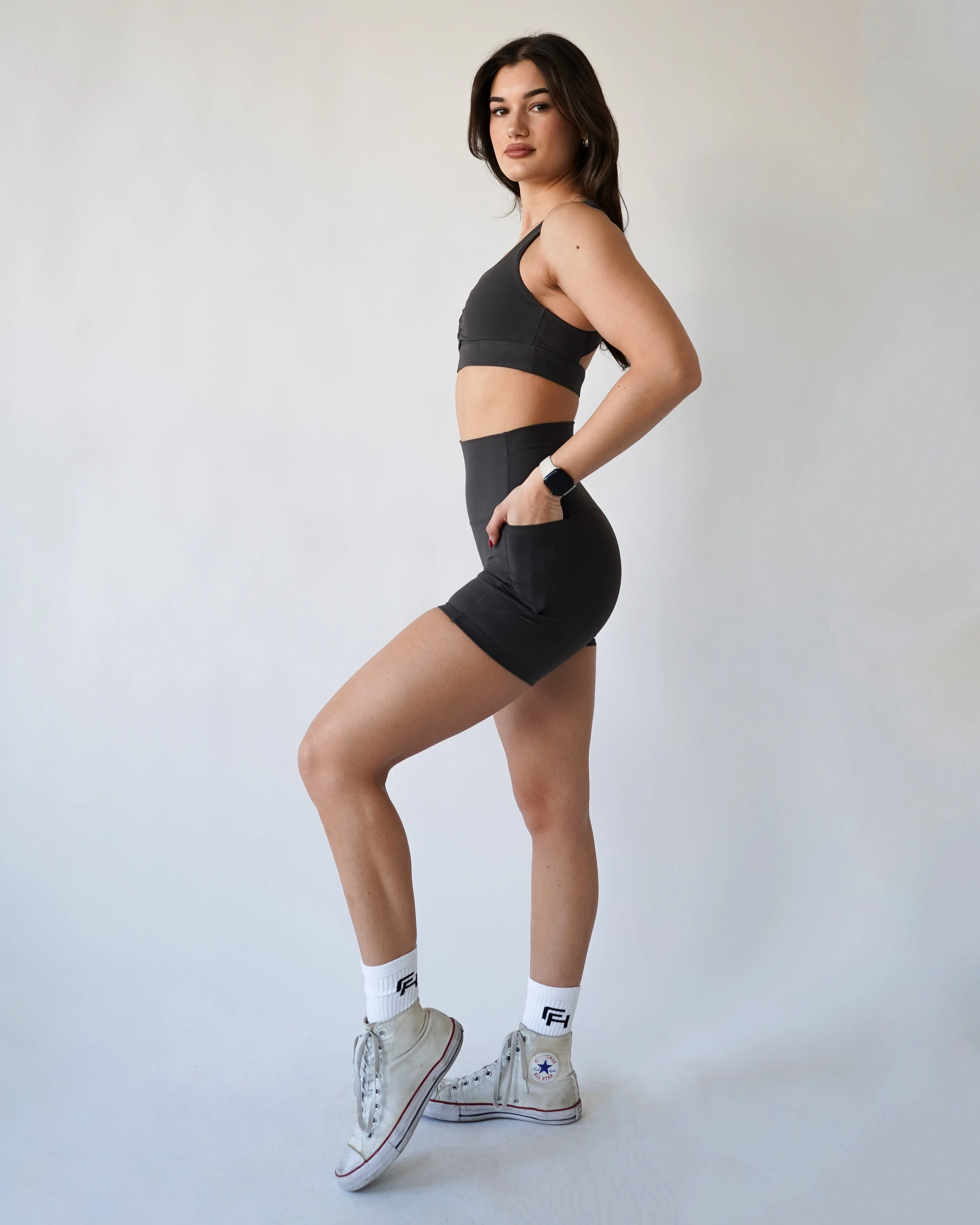 Performance Pocket Biker Shorts - Iron